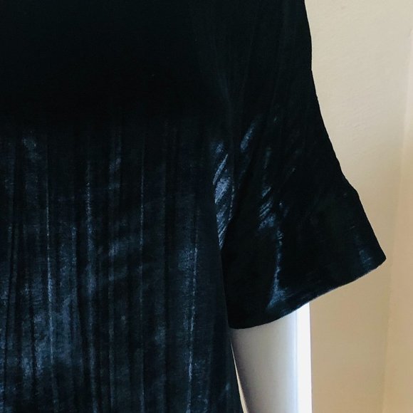 J BRAND BLACK VELOUR SILK SHORT SLEEVE TOP, SIZE SMALL - Picture 4 of 5